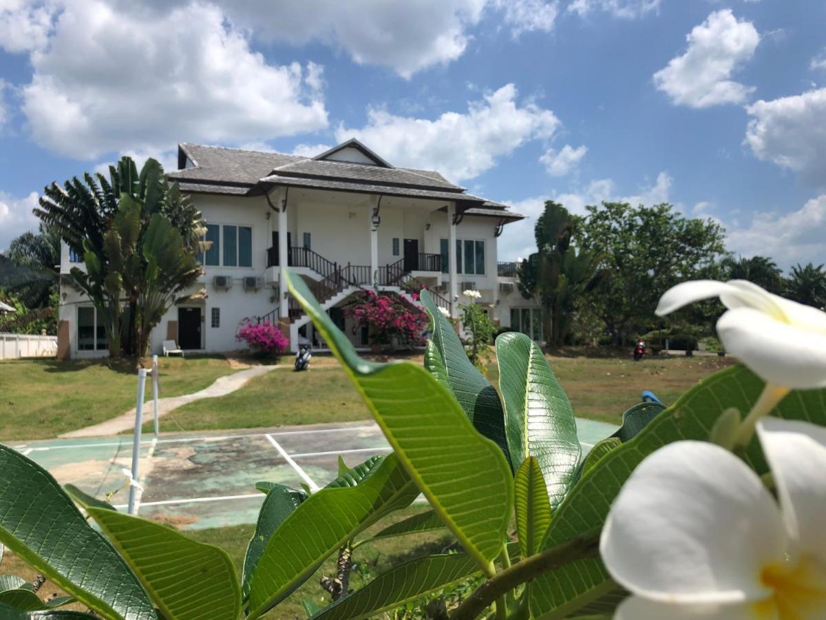 Nadivana Serviced Apartments Ao Nang Exterior photo